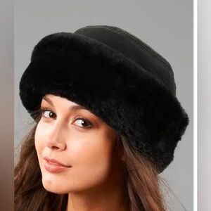 Black sheep skin winter hat